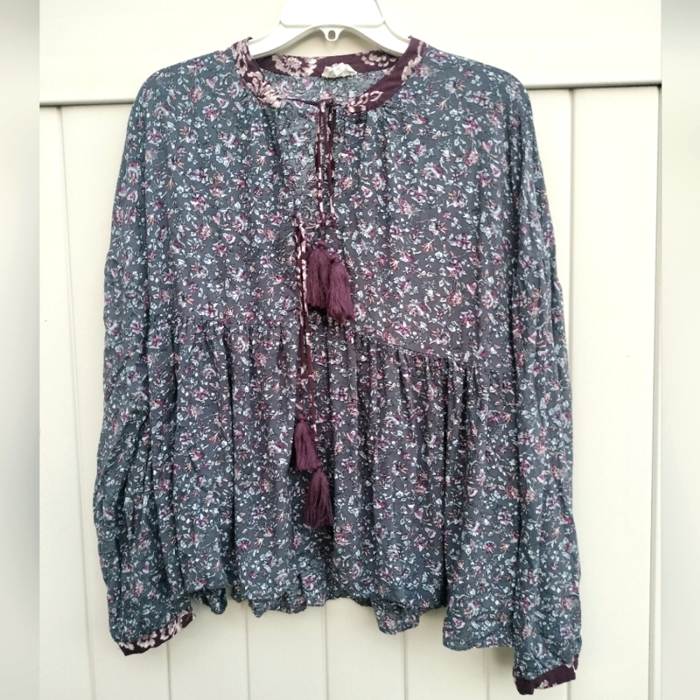 Hem & thread top